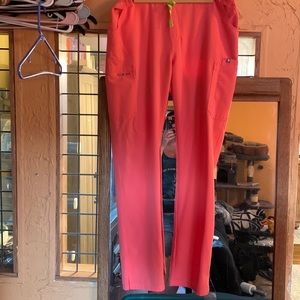 Figs hot coral scrub pants L/T